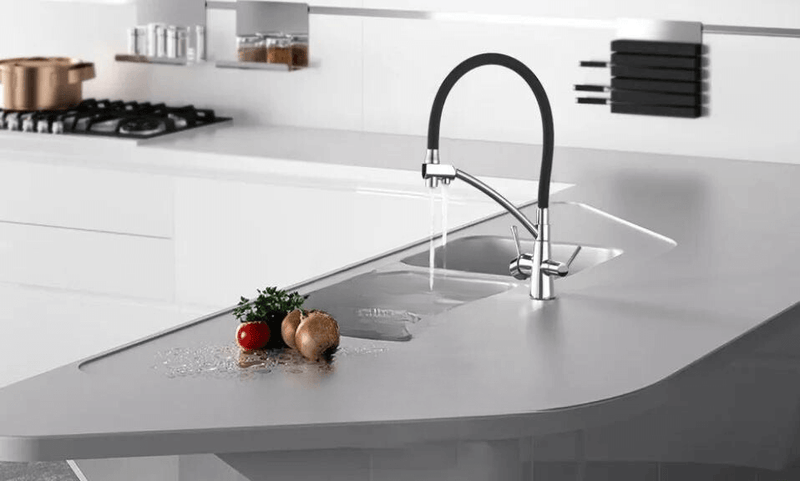 Torneira Gourmet Com Saída Para Água Filtrada Monocomando Quente e Fria Elegance Arc
