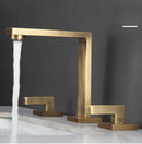 Torneira Para Banheiro/Lavabo Misturadora Quente e Fria Cuba Baixa Bravessi Duo